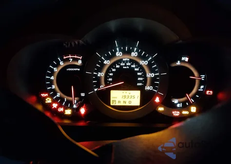 2011 Toyota Rav4 Limited z USA, uszkodzony, nr VIN 2T3DF4DV7BW165328